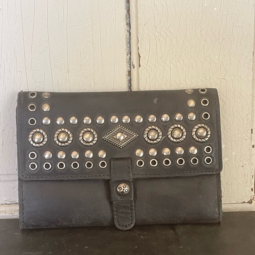 Patricia Nash black metal embossed wallet